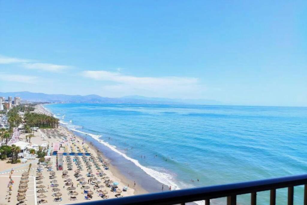 Amazing Frontline Sea Views Studio Apartment Castillo Del Vigia Torremolinos Exteriér fotografie