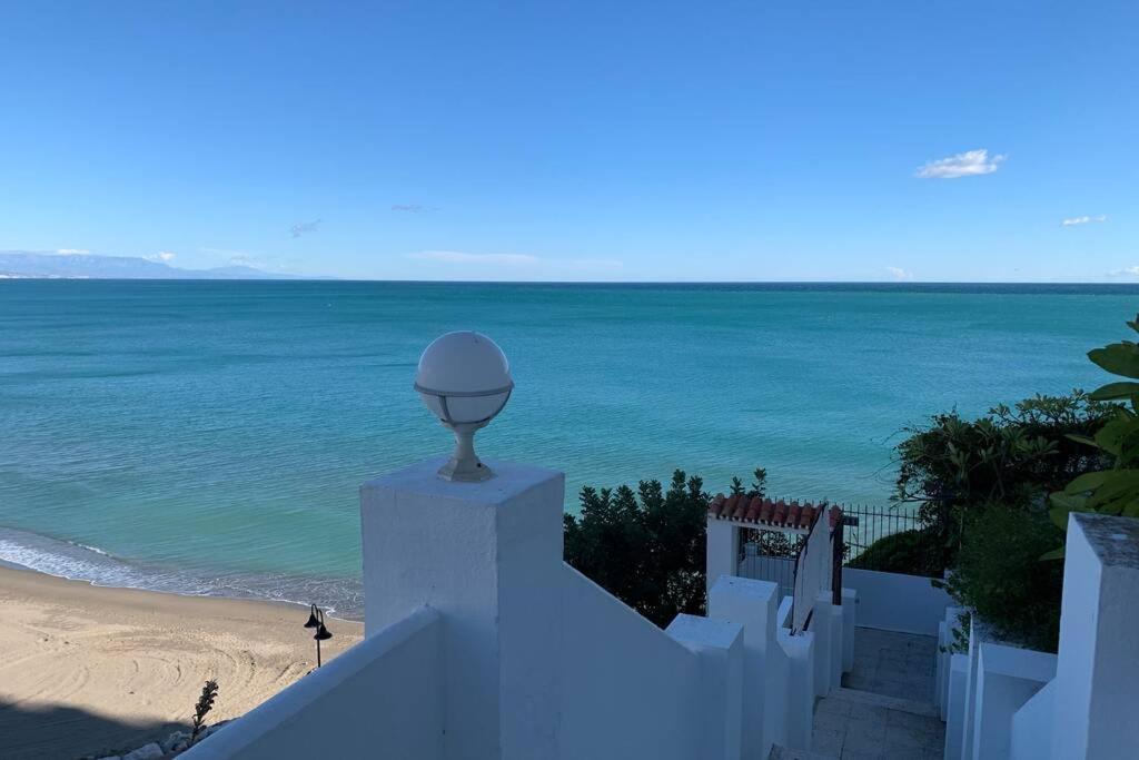 Amazing Frontline Sea Views Studio Apartment Castillo Del Vigia Torremolinos Exteriér fotografie