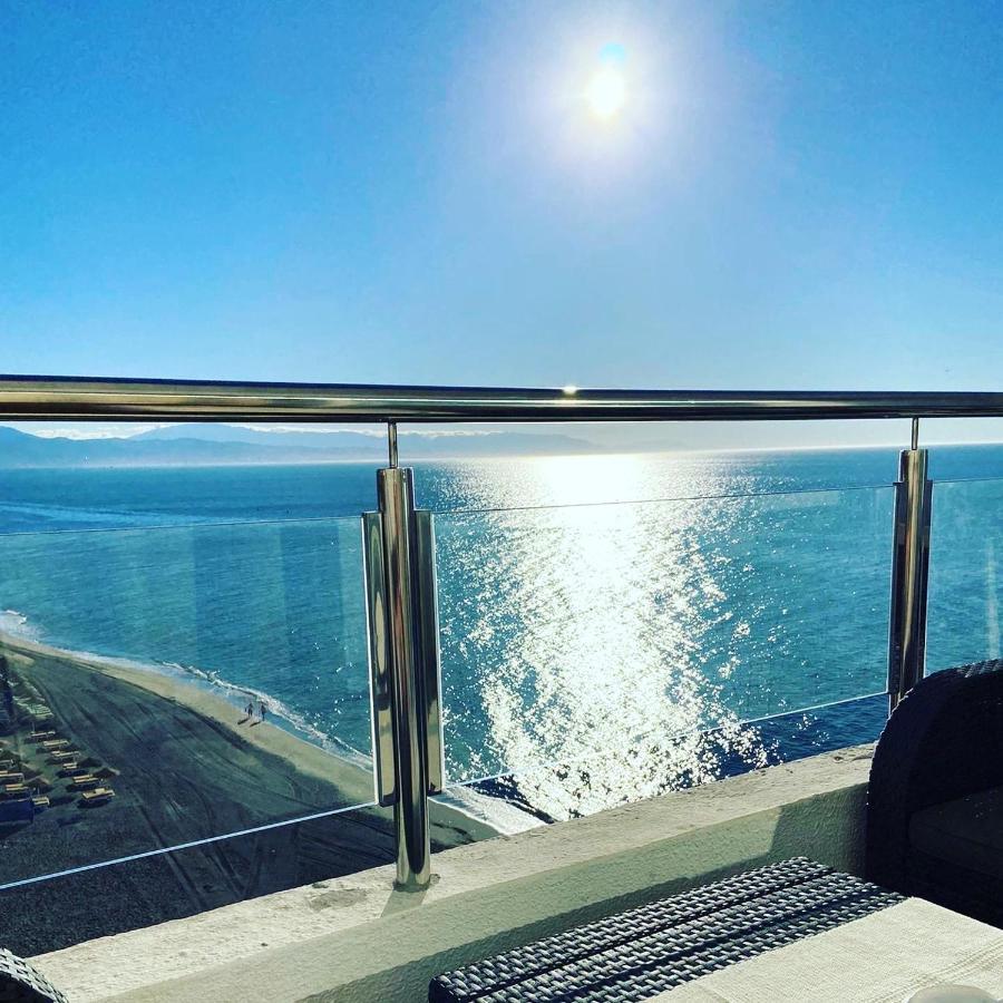 Amazing Frontline Sea Views Studio Apartment Castillo Del Vigia Torremolinos Exteriér fotografie